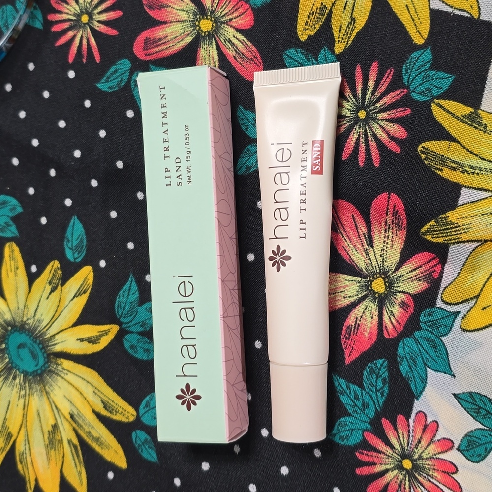 Hanalei Kukui Oil Moisturizing Lip Treatment Shade Sand